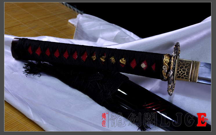 20寸T10焼刃大V唐刀『雲鶴』武具　刀装具　日本刀　模造刀 居合刀 肋差 短刀 20寸T10焼刃大V唐刀『雲鶴』武具 刀装具 日本刀